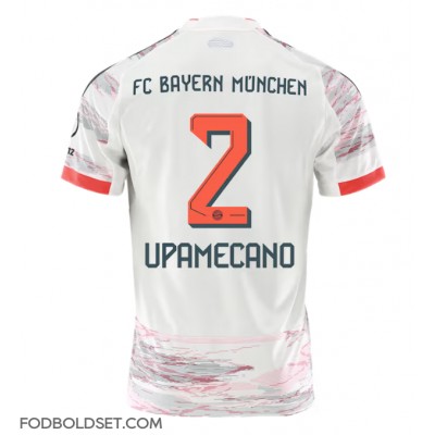 Bayern Munich Dayot Upamecano #2 Udebanetrøje 2025-26 Kortærmet Bayern Munich Dayot Upamecano #2 Udebanetrøje 2025-26 Kortærmet